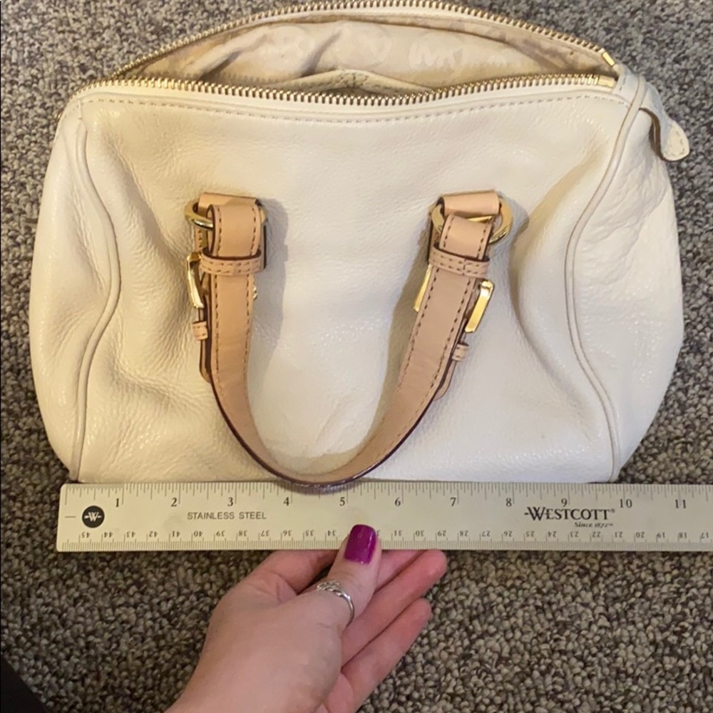 Michael Kors purse - Picture 11 of 14